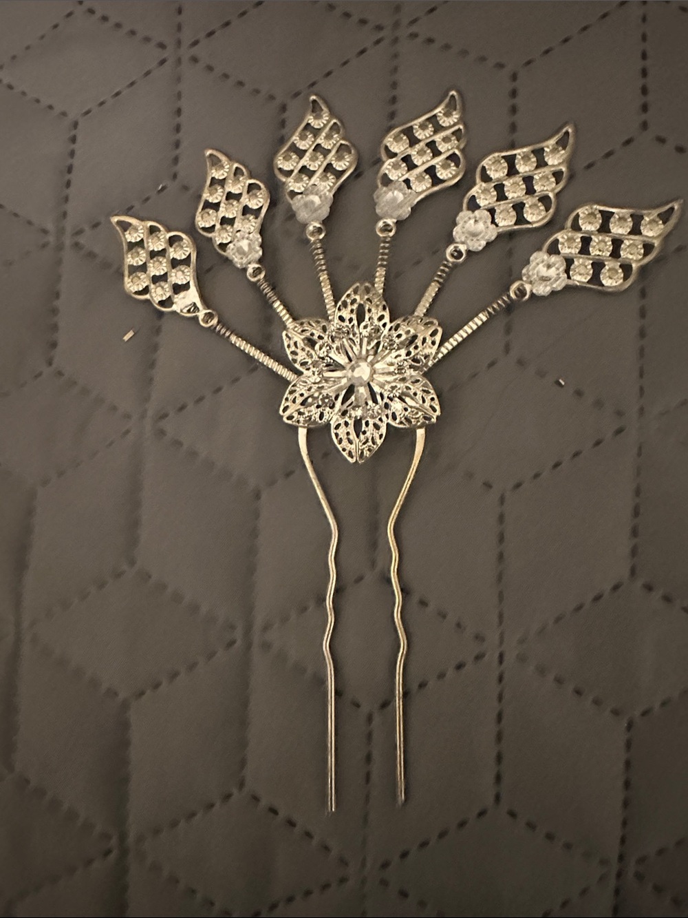 Silver Floral Fan Hair Pin - Elegant Women’s Hair Accessory